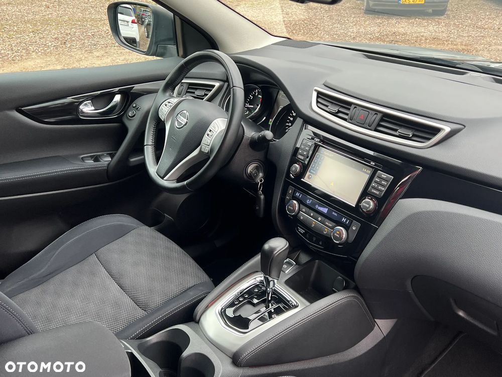 Nissan Qashqai 1.2 DIG-T Xtronic TEKNA - 16