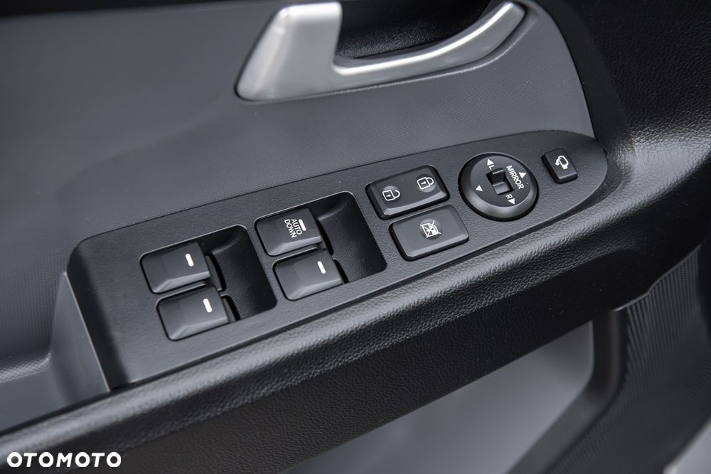 Kia Sportage - 16