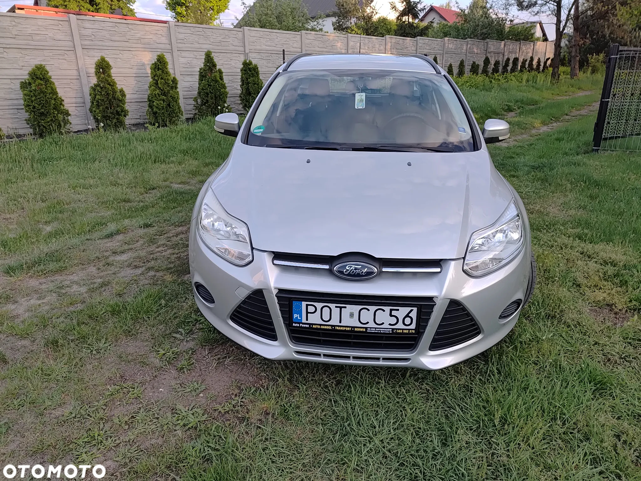 Ford Focus 1.6 Ambiente - 2