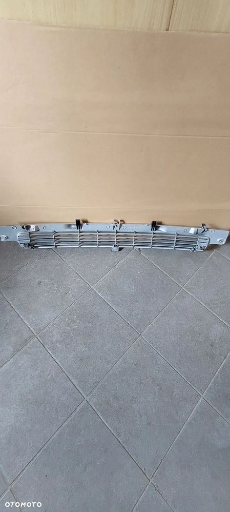 Atrapa gril dolnyvw t4 - 4