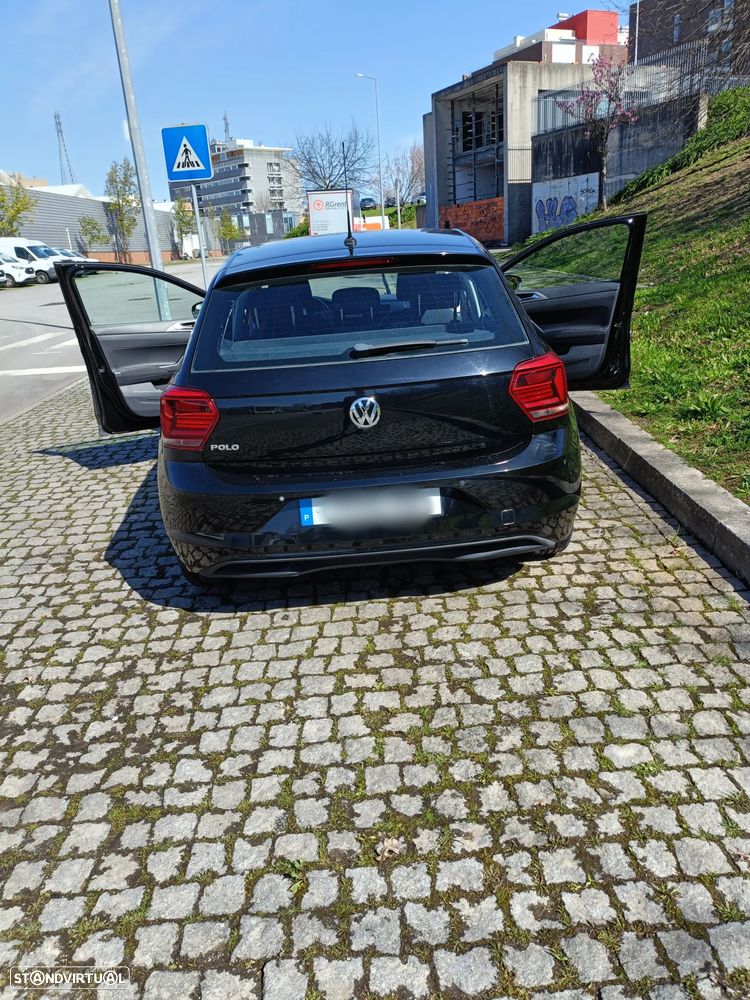 VW Polo 1.0 Confortline - 2