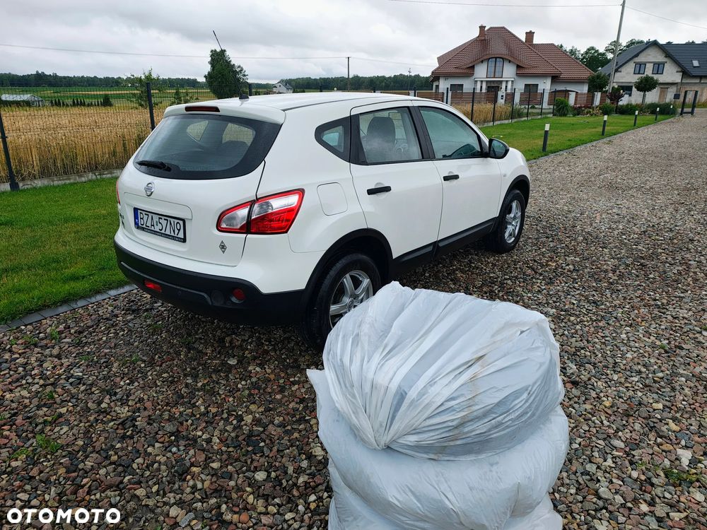 Nissan Qashqai 1.6 Visia - 6