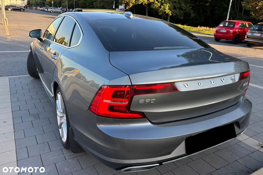 Volvo S60 - 4
