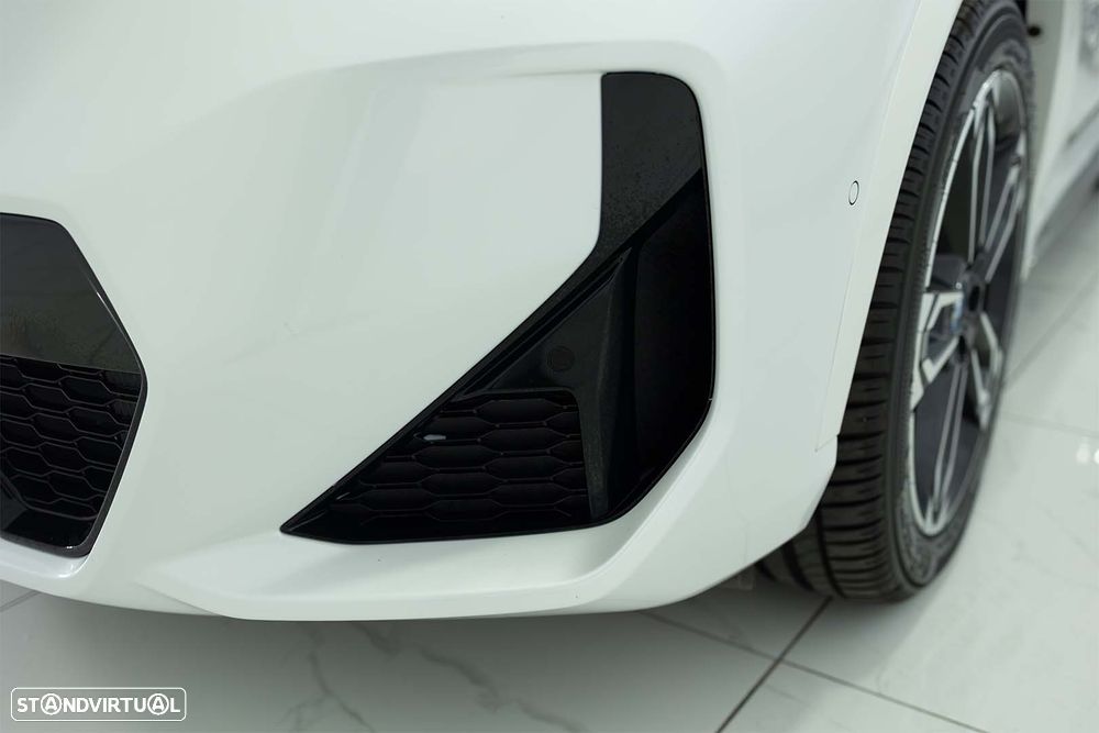 BMW iX1 xDrive30 Pack Desportivo M - 17