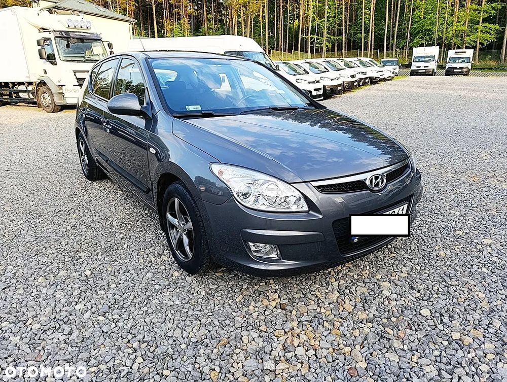 Hyundai i30 1.4 Classic + - 10