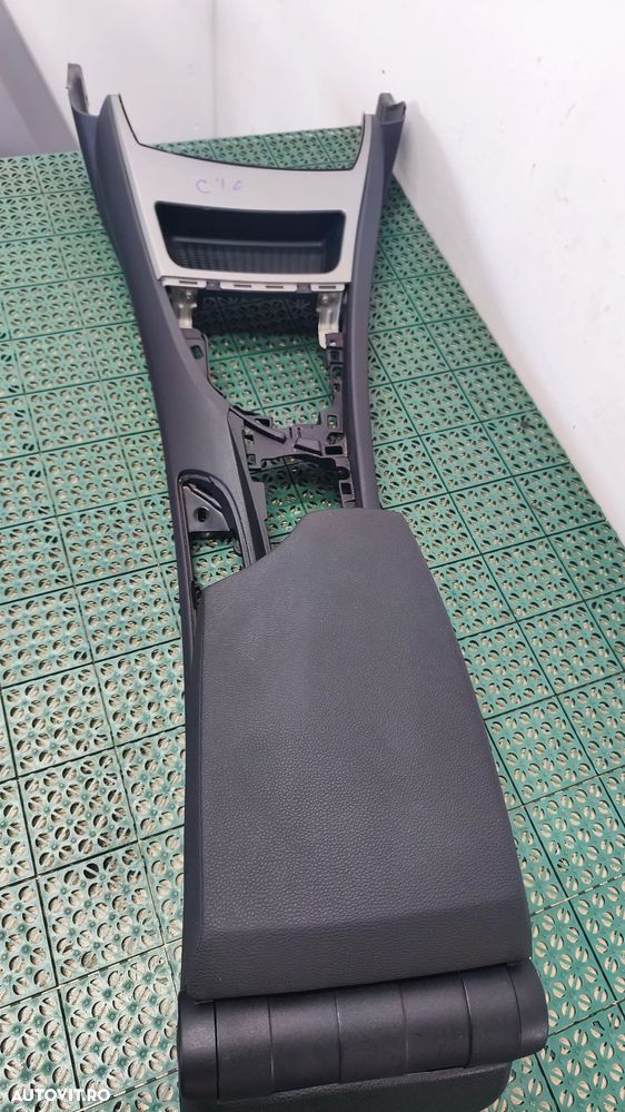 Cotiera BMW E81/87 model cu navigatie - 2