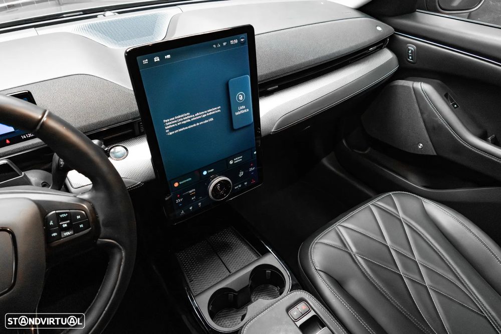 Ford Mustang Mach-E Standard - 16