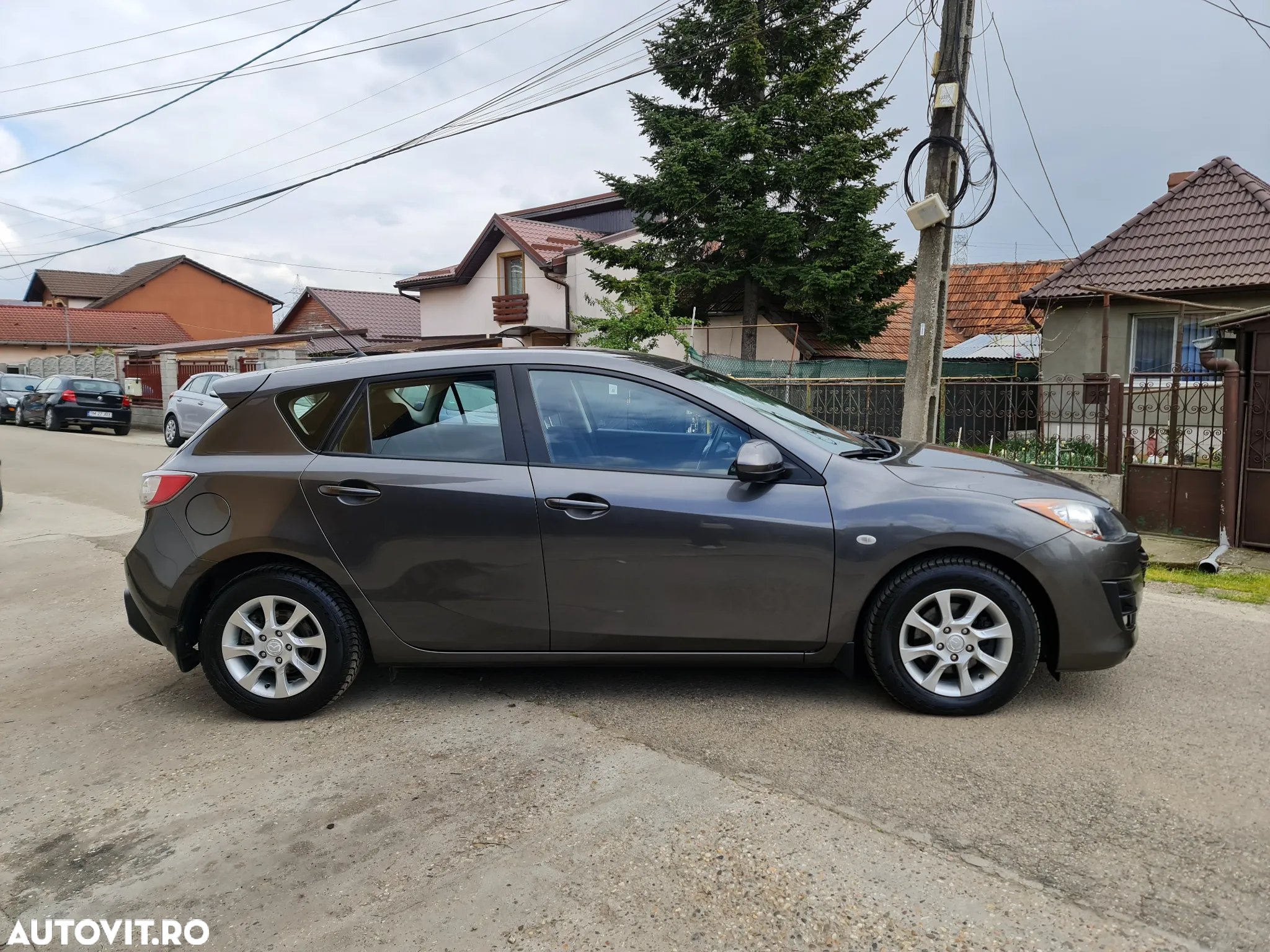 Mazda 3 - 8