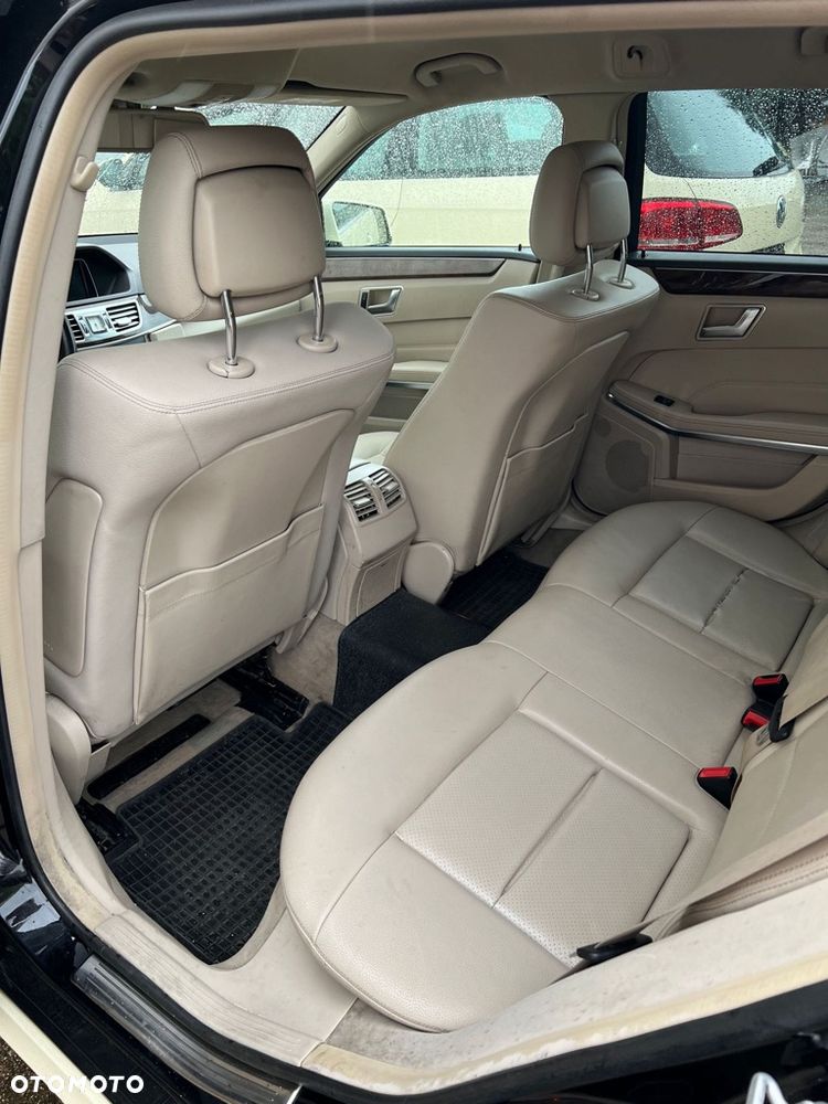 Mercedes-Benz Klasa E 220 CDI 7G-TRONIC Elegance - 10