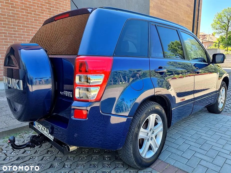 Suzuki Grand Vitara 2.0 Comfort + - 3