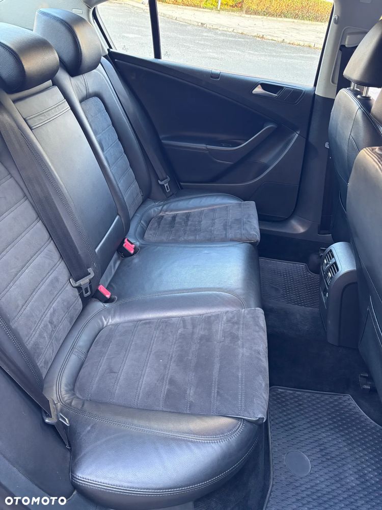 Volkswagen Passat - 9