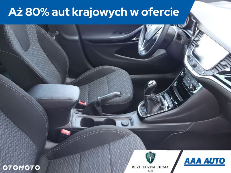 Opel Astra - 10