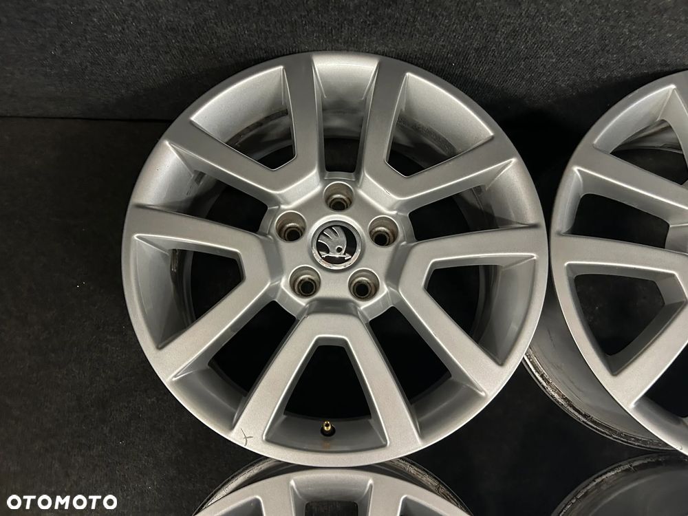 Alufelgi Skoda Yeti, Superb II, III, Octavia II, III 17 cali 5x112 4szt. Ładna! - 14