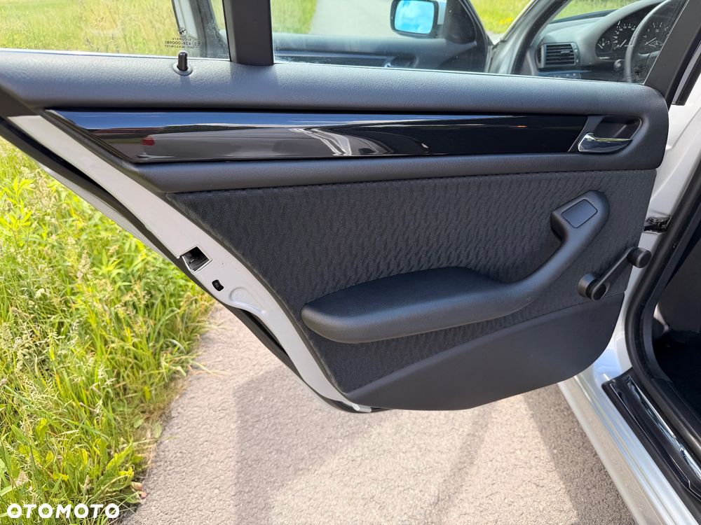 BMW Seria 3 - 19