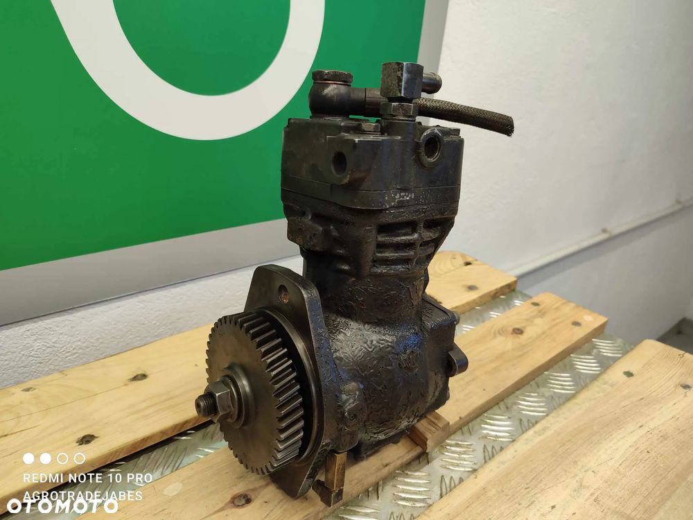 Kompresor powietrza Cummins (4933146) - 4