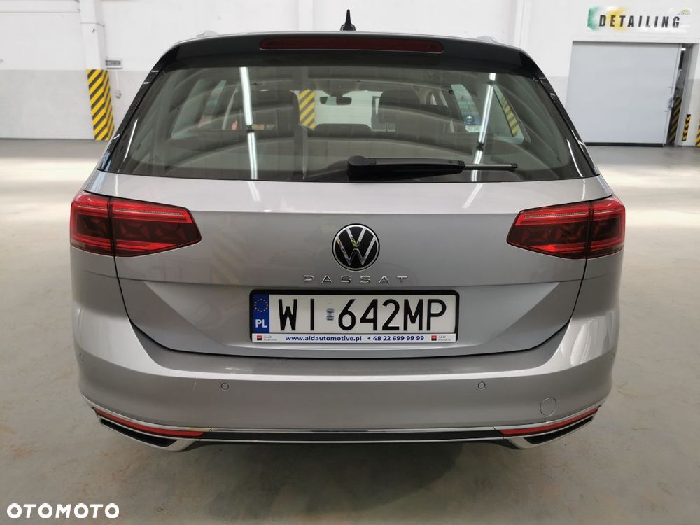 Volkswagen Passat 2.0 TDI EVO Elegance DSG - 5