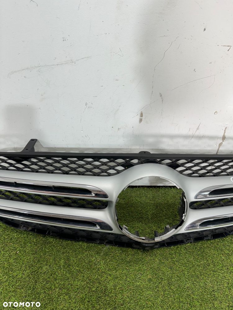 Grill Atrapa Mercedes GLC W253 - 4
