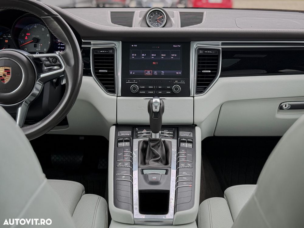 Porsche Macan 3.0 PDK S - 27