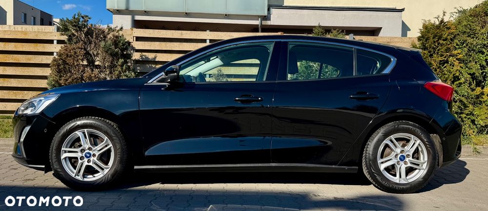 Ford Focus 1.0 EcoBoost Start-Stopp-System COOL&CONNECT DESIGN - 10