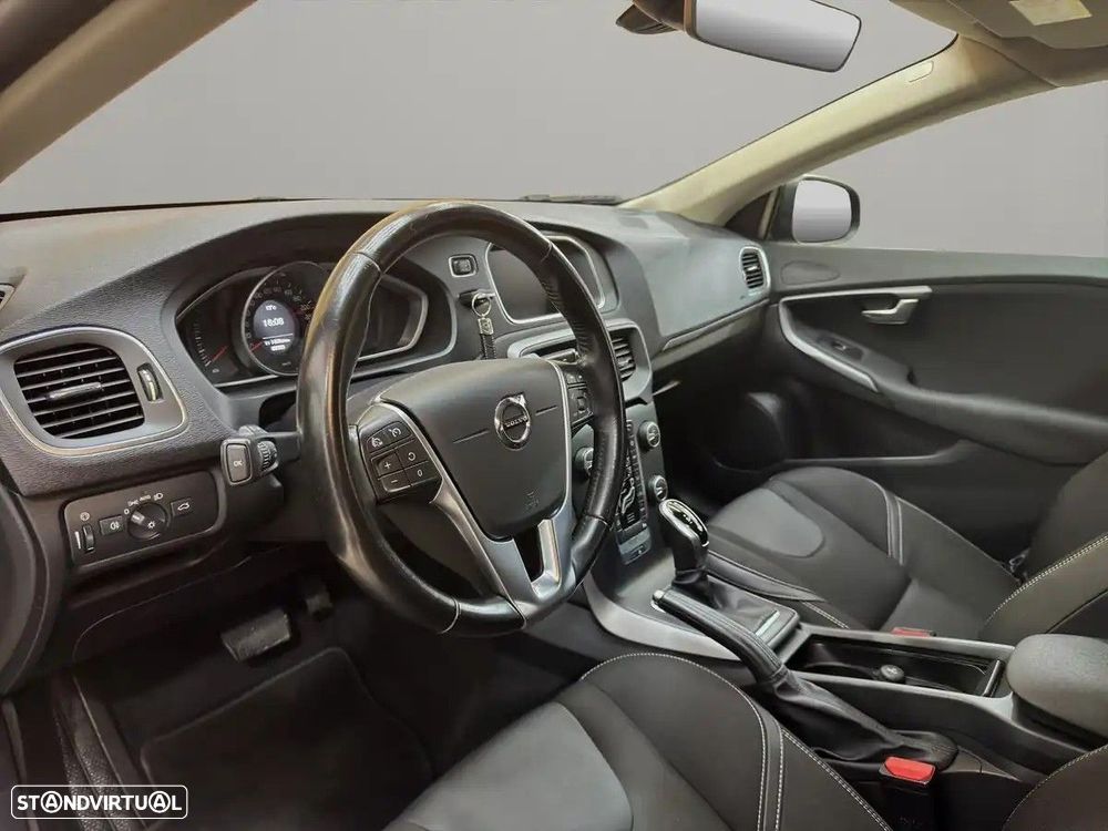 Volvo V40 1.5 T3 Sport Edition Geartronic - 11