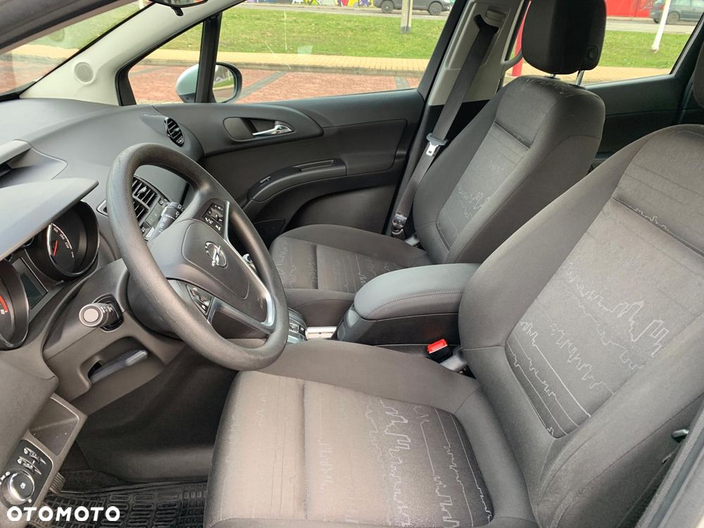 Opel Meriva - 11