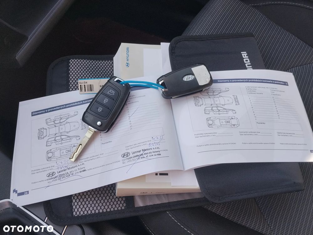 Hyundai i30 1.5 DPI Smart - 10