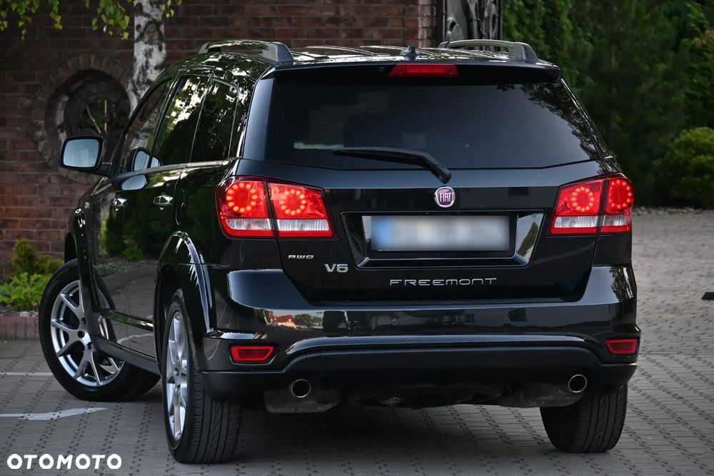 Fiat Freemont 3.6 V6 Black Code - 15