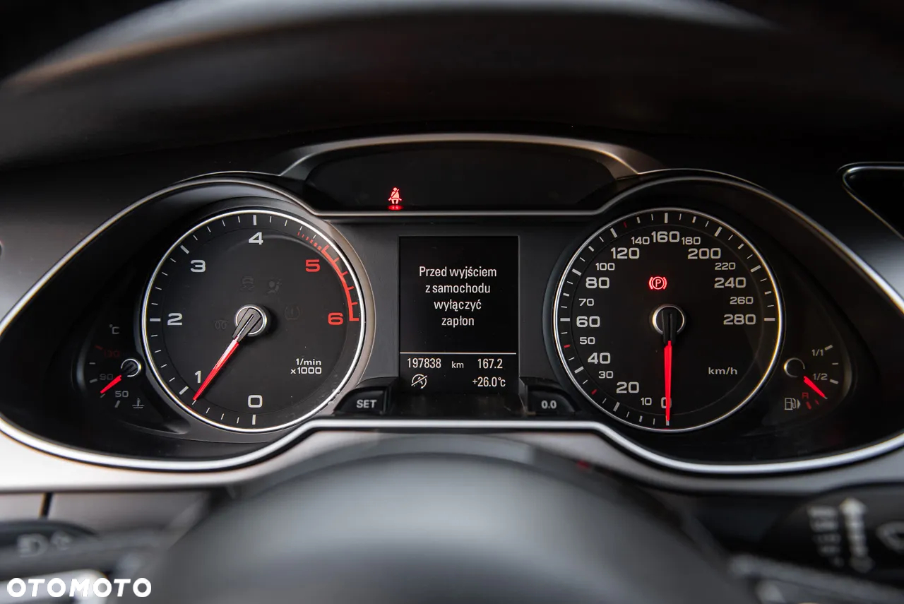 Audi A4 2.0 TDI DPF S line Sportpaket - 19