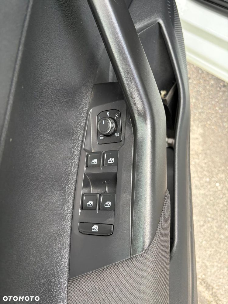 Volkswagen Polo - 21