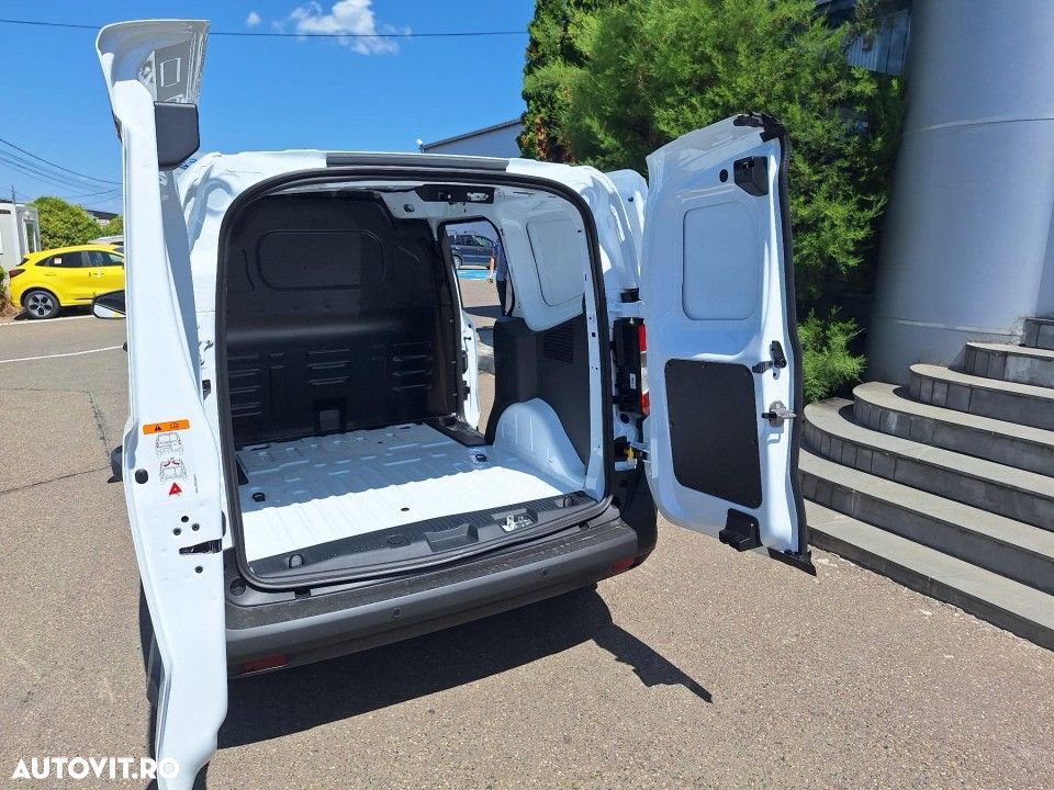 Ford Transit Courier - 5