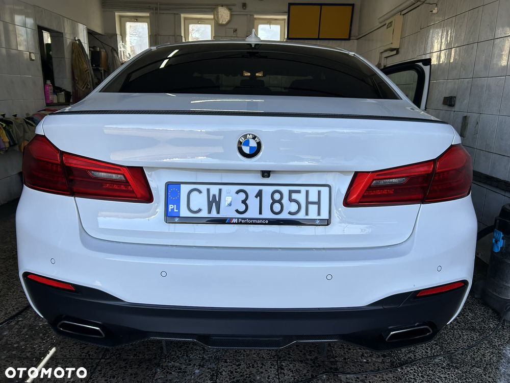 BMW Seria 5 520d xDrive - 5