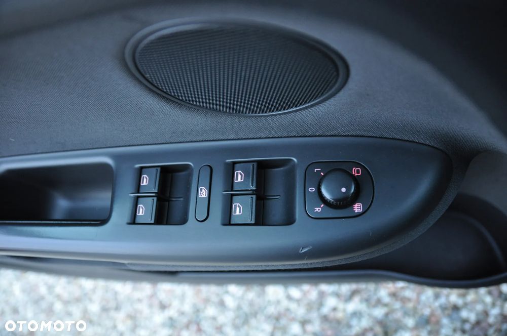 Volkswagen Golf Plus 1.4 TSI DSG Life - 12