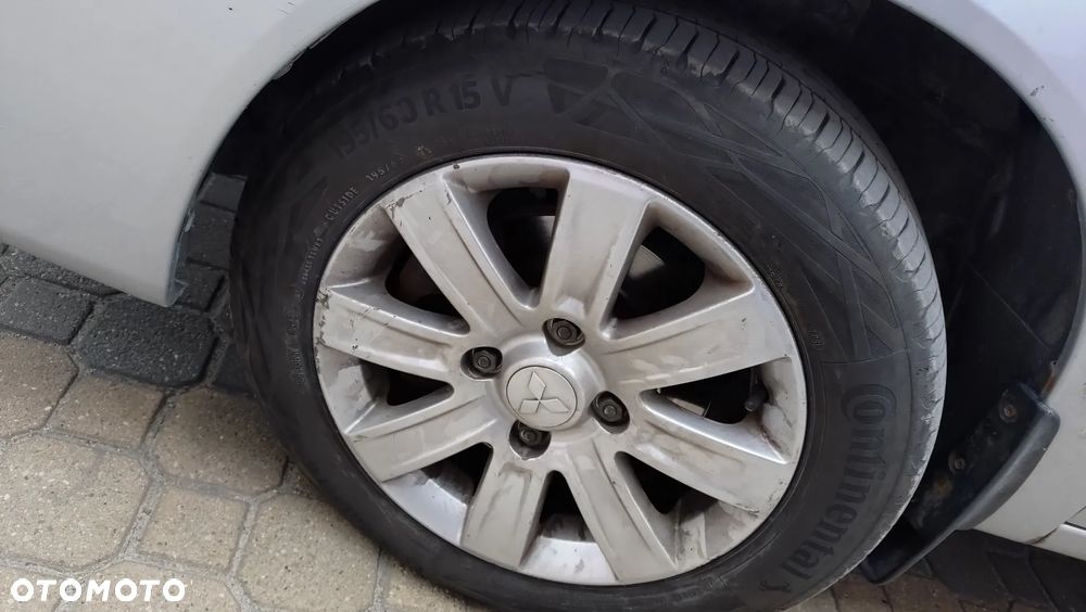 Mitsubishi Lancer 1.6 Comfort - 11