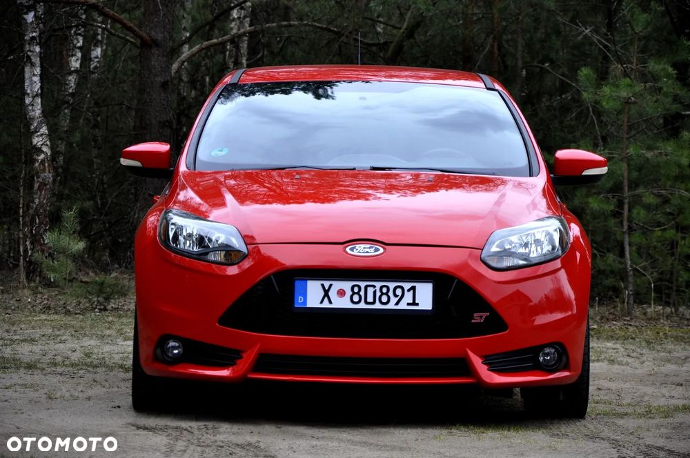 Ford Focus 2.0 EcoBoost ST mit Leder-Sport-Paket - 6