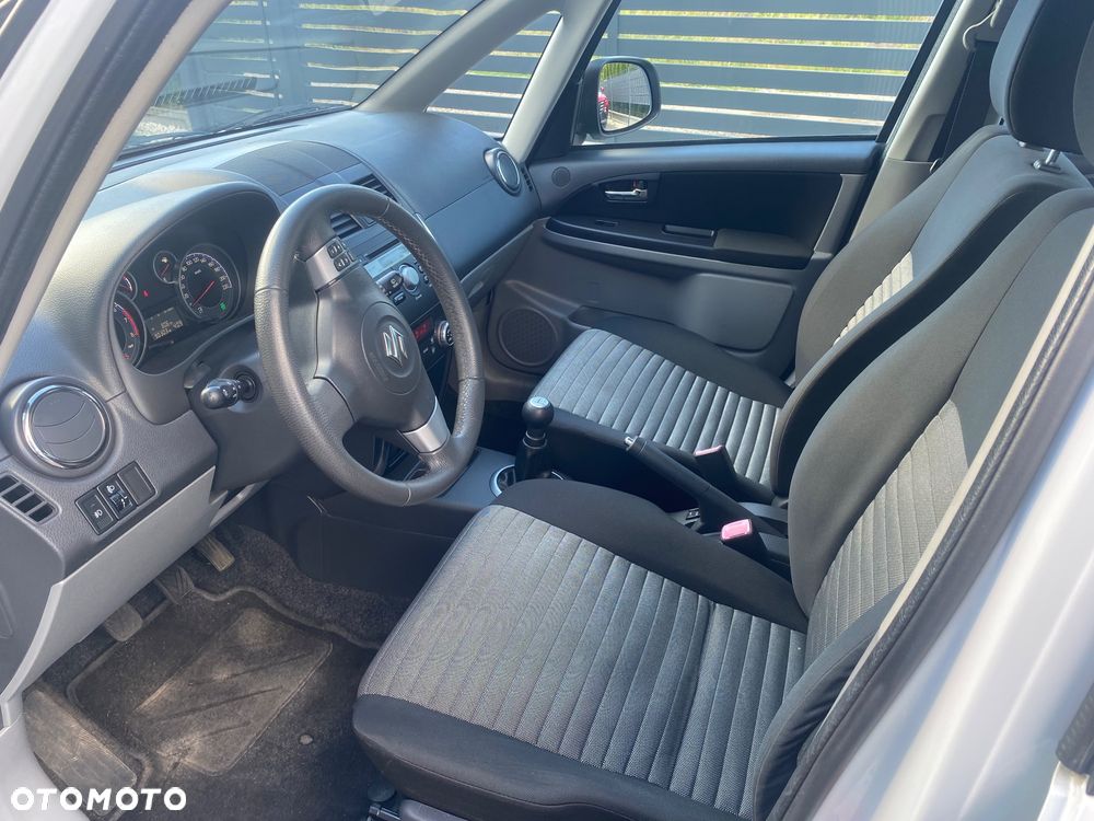 Suzuki SX4 1.6 Comfort 4WD - 3