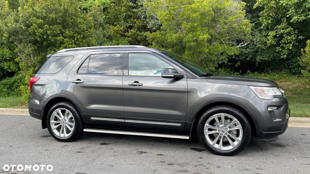 Ford Explorer 2018 photo 4