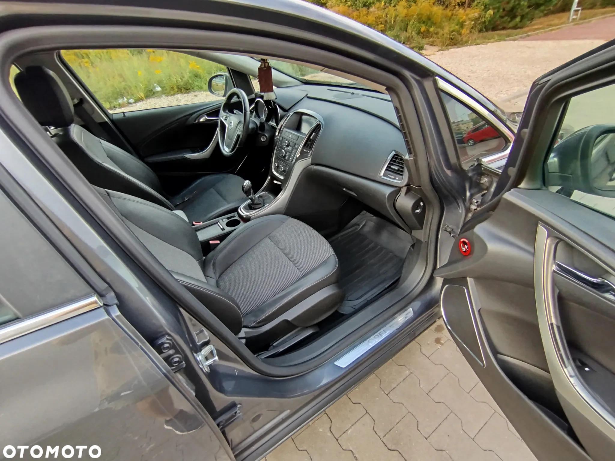Opel Astra IV 1.6 Cosmo - 12
