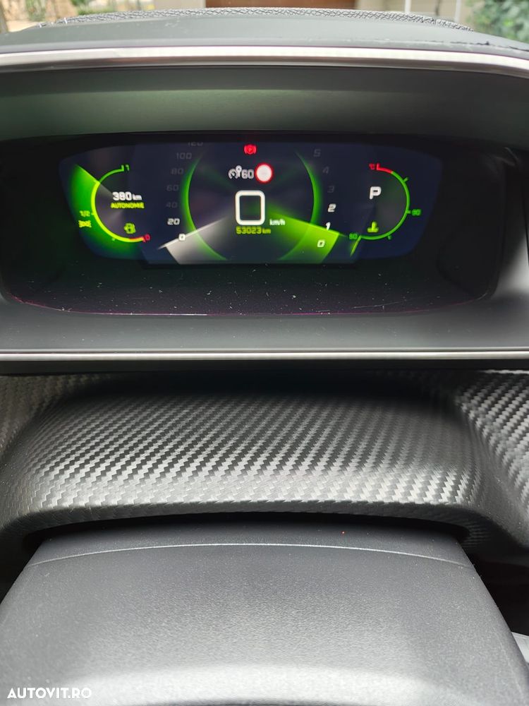 Peugeot 208 1.2 L PureTech STT EAT8 GT Line - 6