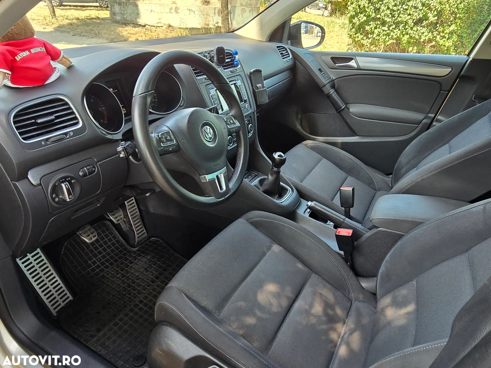 Volkswagen Golf 1.6 TDI DPF BlueMotion Technology Style - 13