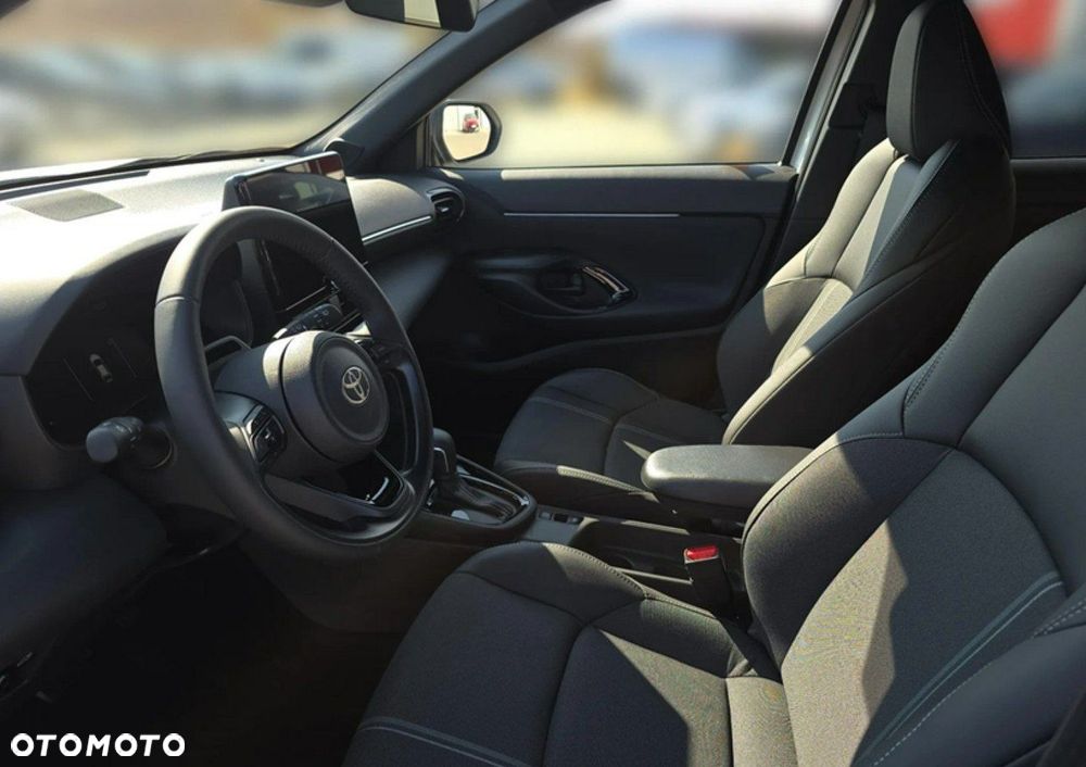 Toyota Yaris Cross - 4