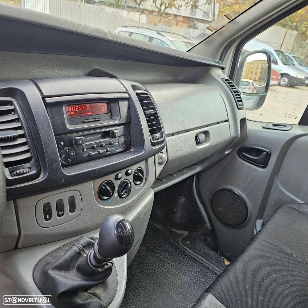 Renault Trafic - 6