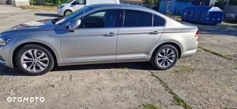 Volkswagen Passat 2.0 TDI SCR Comfortline - 1