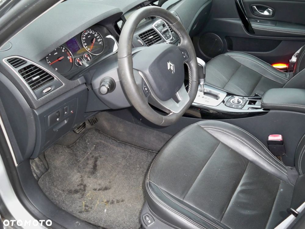 Renault Laguna dCi 175 FAP Bose Edition - 7