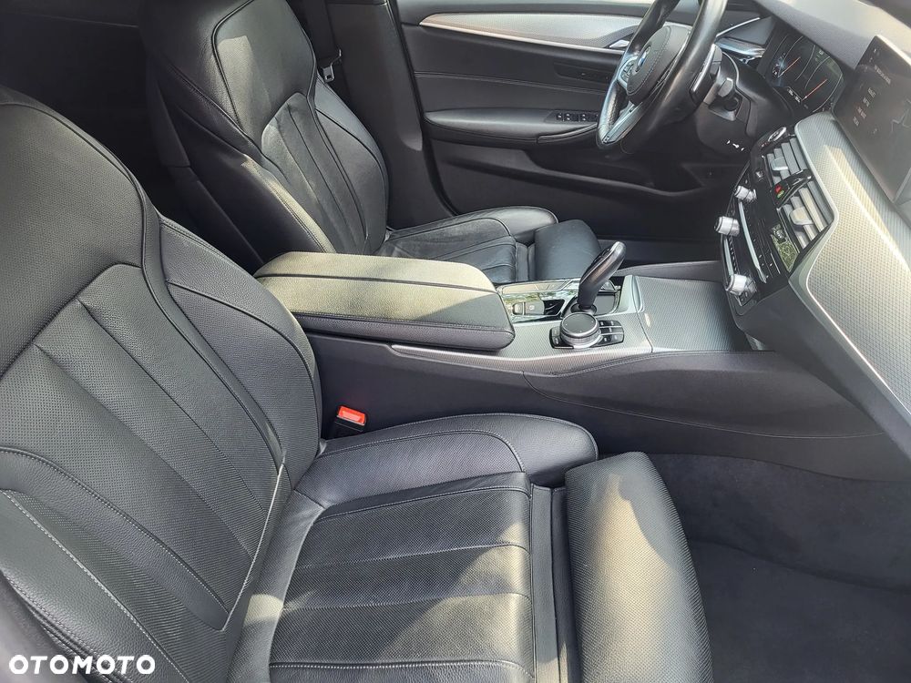 BMW Seria 5 530d xDrive M Sport sport - 6
