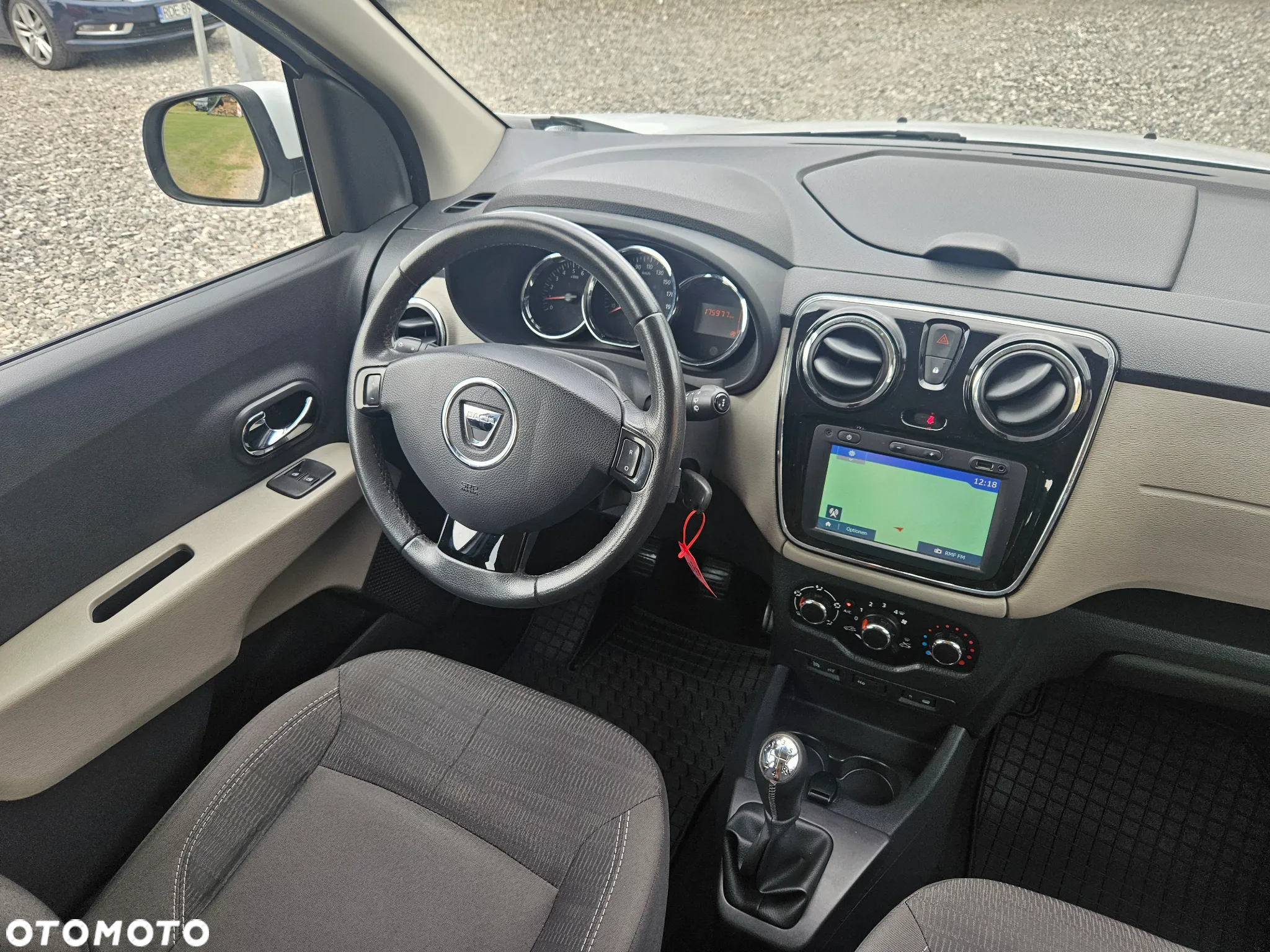 Dacia Lodgy - 26