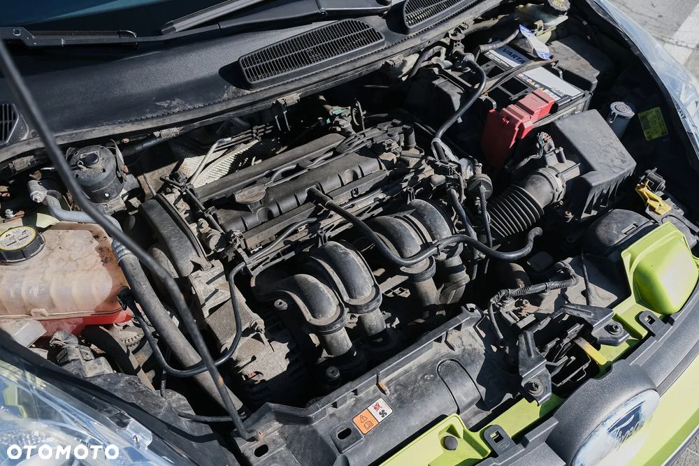 Ford Fiesta 1.6 Sport - 30