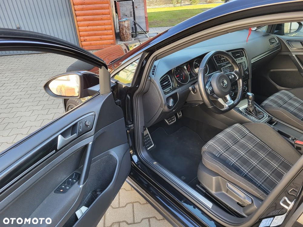 Volkswagen Golf GTD (BlueMotion Technology) DSG - 21