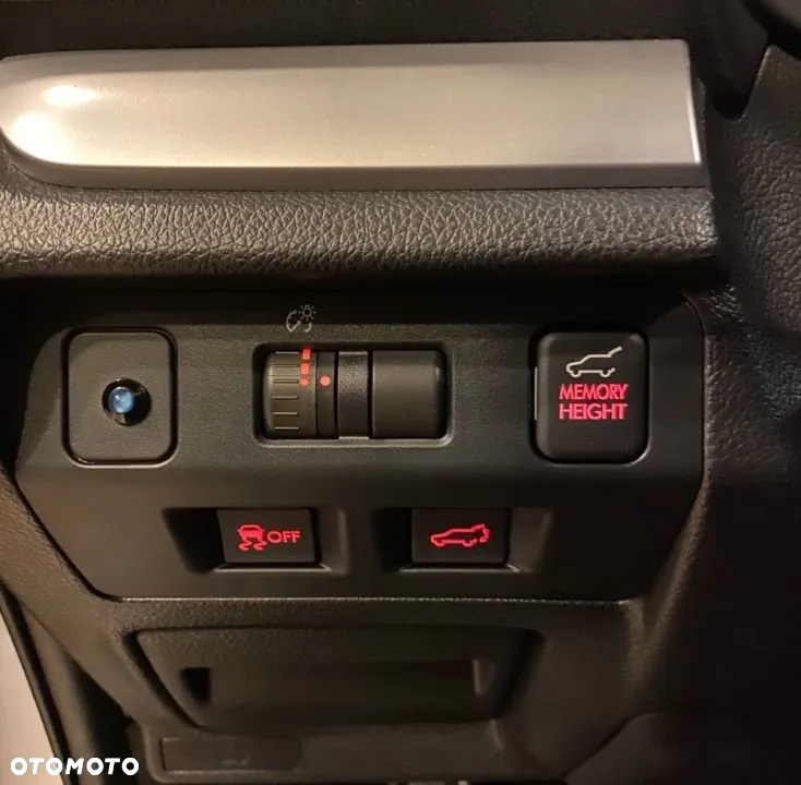 Subaru Forester 2.0XT Platinum Lineartronic - 18
