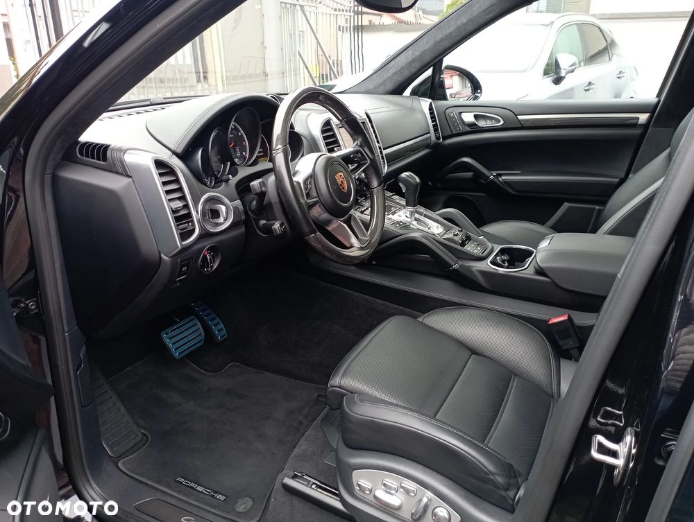 Porsche Cayenne Turbo - 7