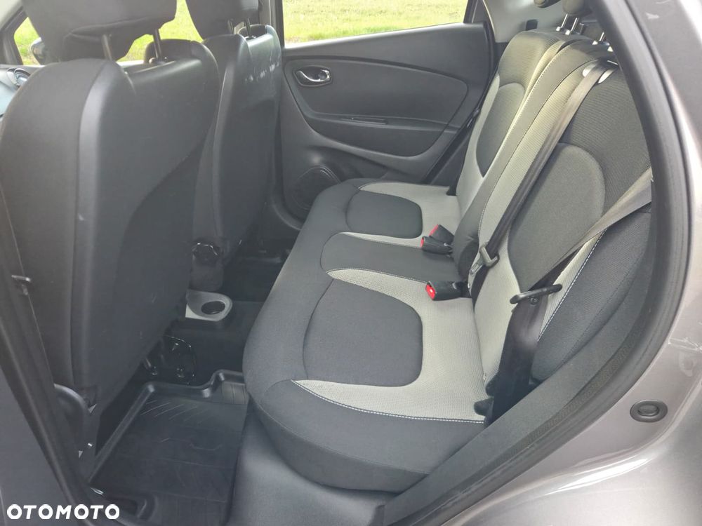 Renault Captur TCe 120 EDC Helly Hansen - 15